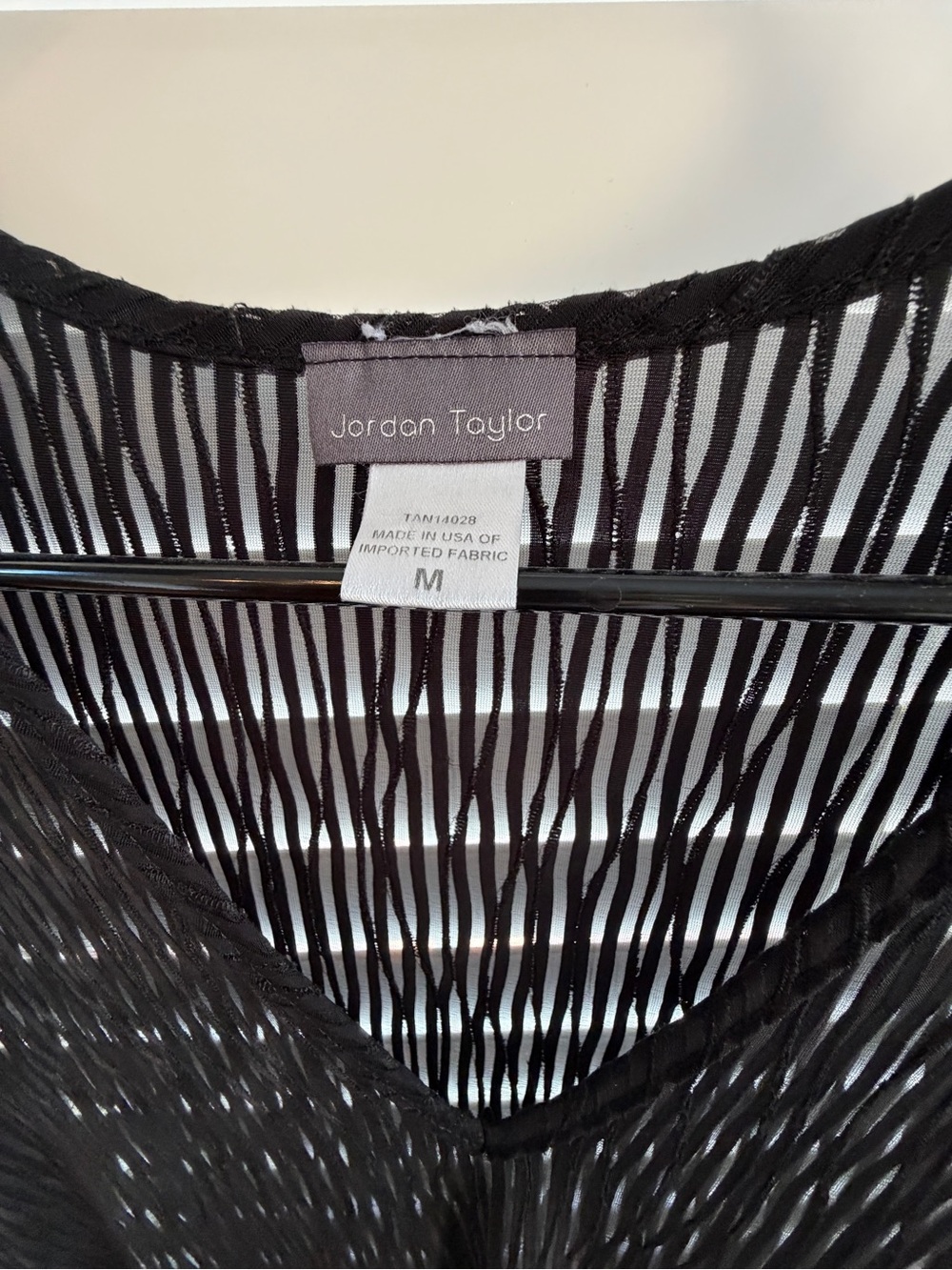 Jordan Taylor Black Open-Knit V-Neck swimsuit cover up - Picture 2 of 3